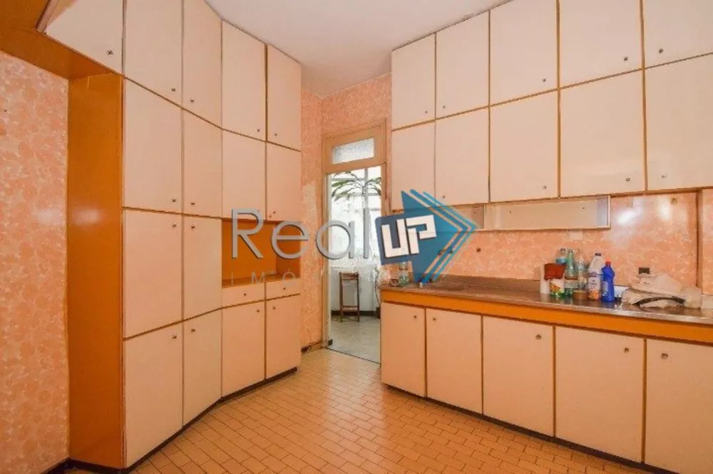 Apartamento à venda com 3 quartos, 124m² - Foto 4