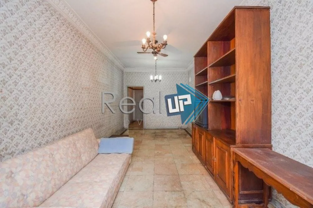 Apartamento à venda com 3 quartos, 124m² - Foto 2