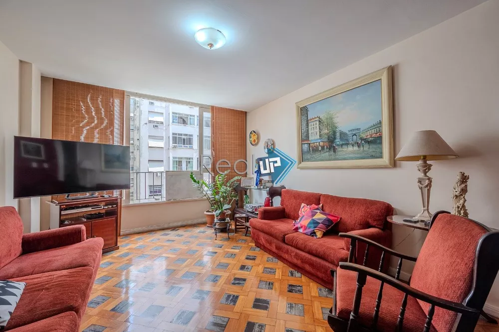 Apartamento à venda com 3 quartos, 110m² - Foto 1