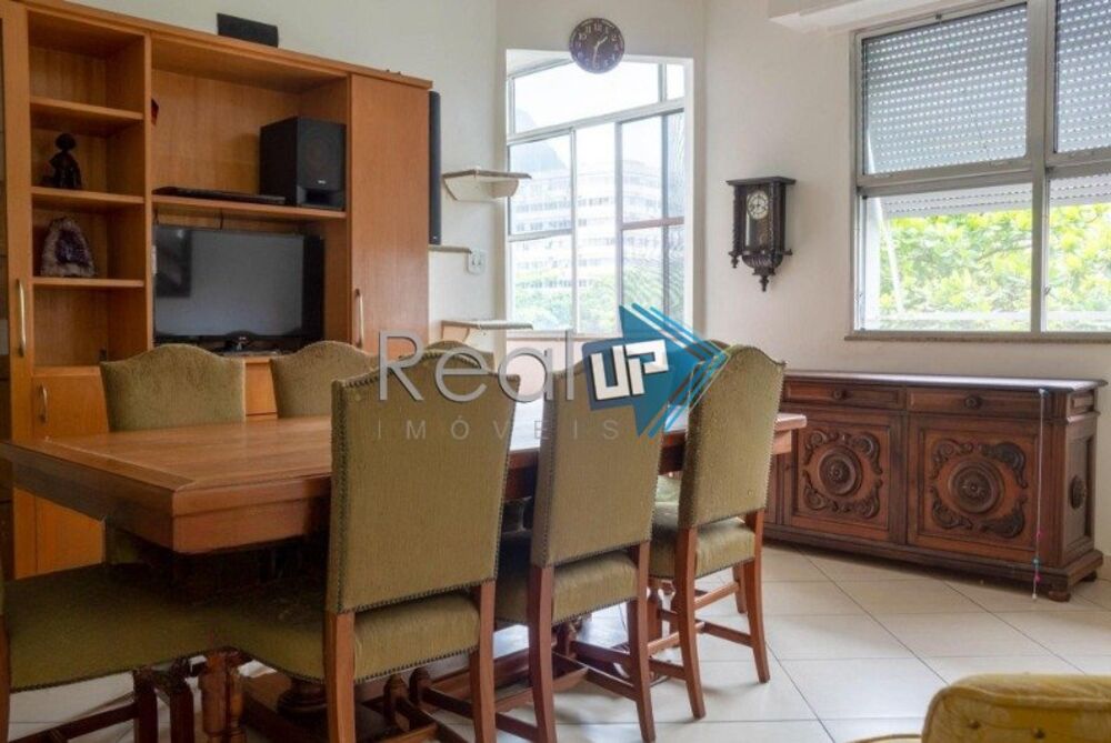 Apartamento à venda com 4 quartos, 165m² - Foto 1
