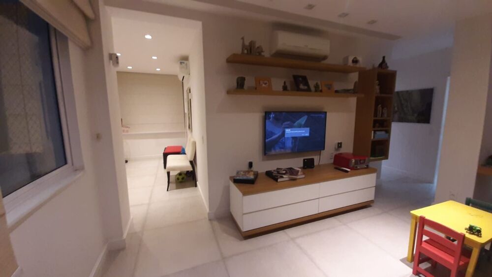 Apartamento à venda com 2 quartos, 87m² - Foto 2