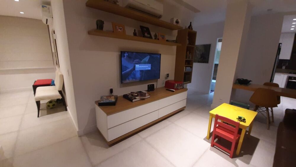 Apartamento à venda com 2 quartos, 87m² - Foto 3