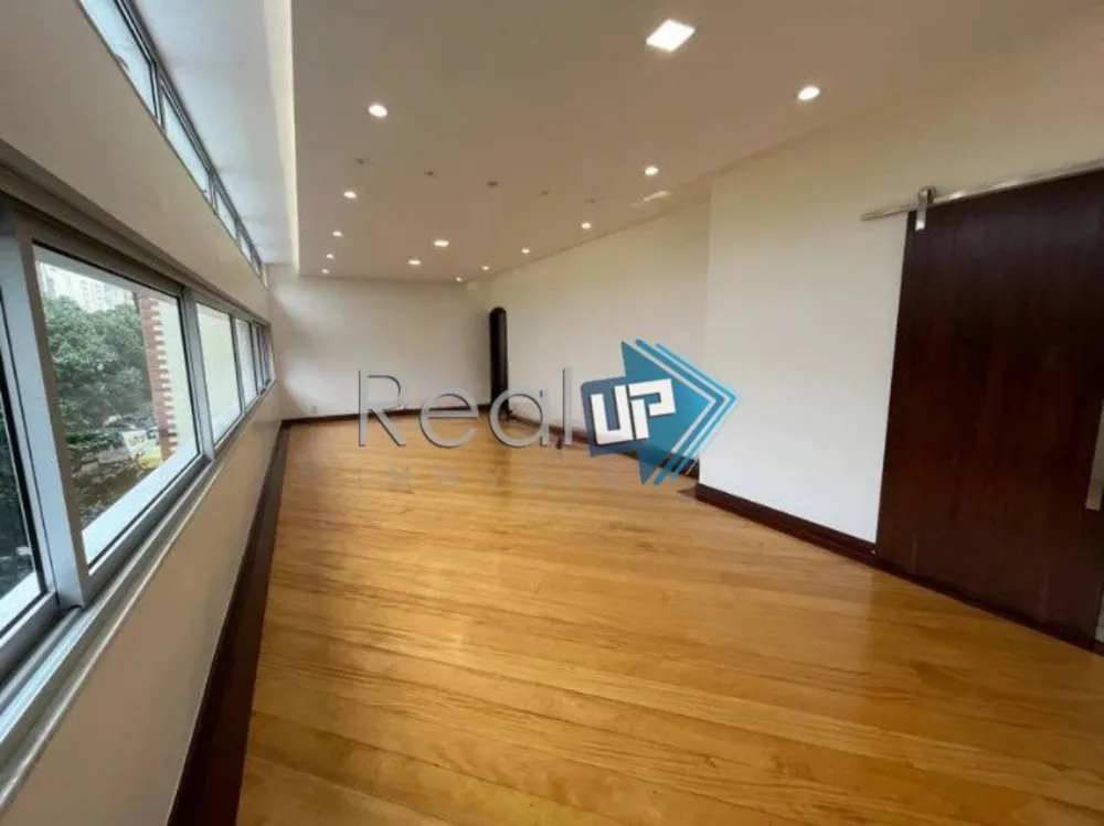 Apartamento, 3 quartos, 138 m² - Foto 1