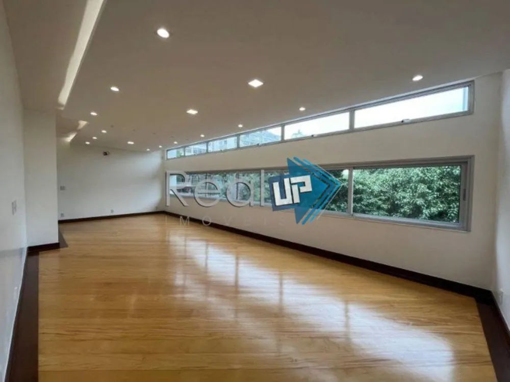 Apartamento, 3 quartos, 138 m² - Foto 2