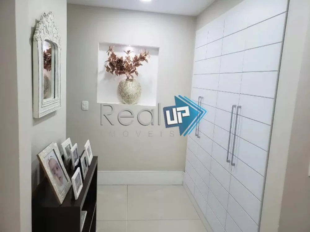 Apartamento, 3 quartos, 156 m² - Foto 1