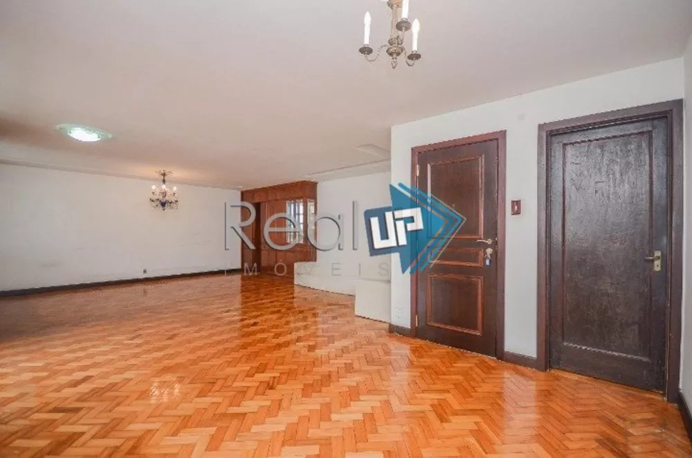 Apartamento à venda com 4 quartos, 185m² - Foto 2