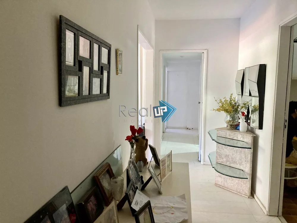 Apartamento à venda com 4 quartos, 176m² - Foto 3