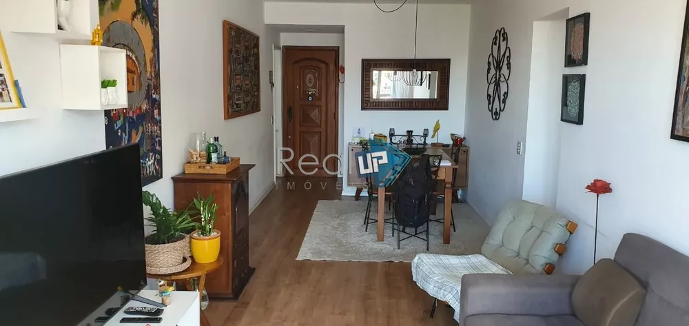 Apartamento à venda com 3 quartos, 98m² - Foto 4