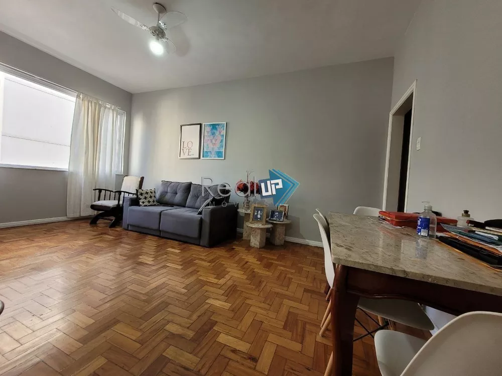 Apartamento à venda com 3 quartos, 82m² - Foto 4