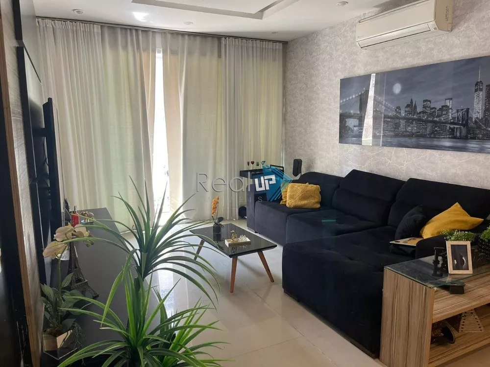 Apartamento à venda com 3 quartos, 94m² - Foto 2