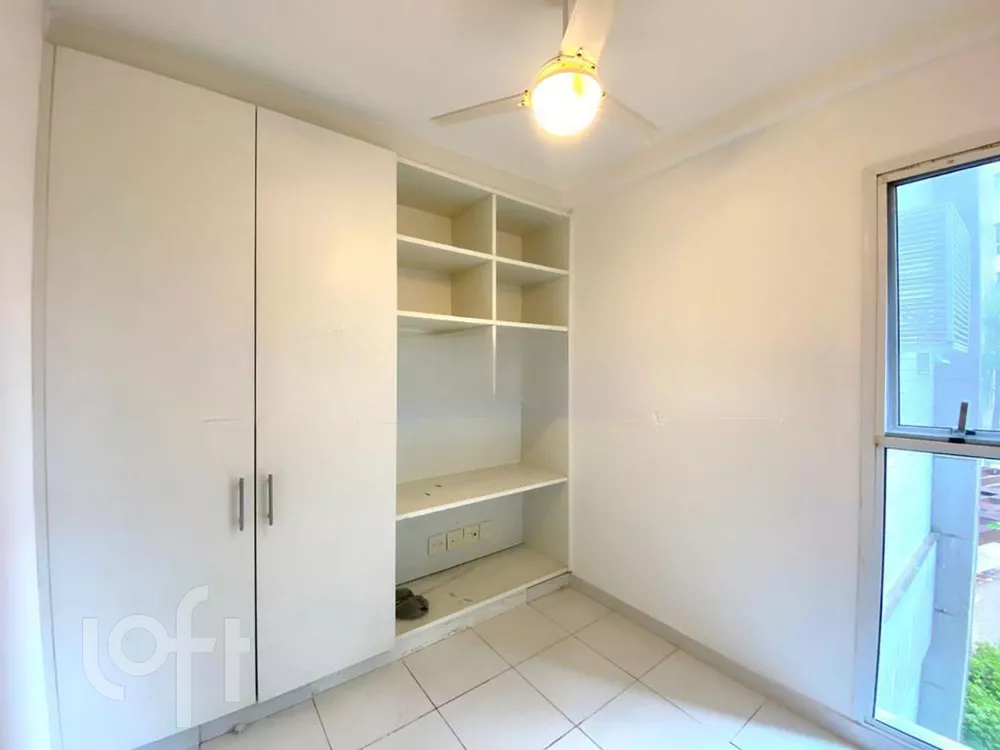 Apartamento à venda com 4 quartos, 135m² - Foto 2