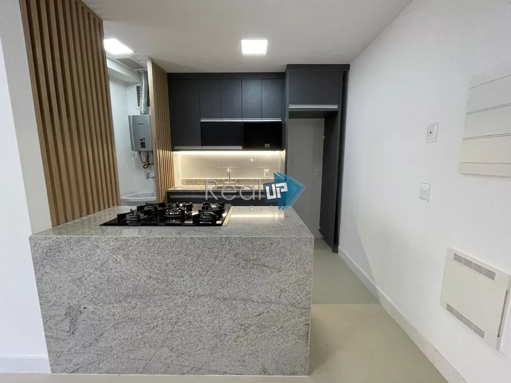 Apartamento à venda com 2 quartos, 78m² - Foto 4