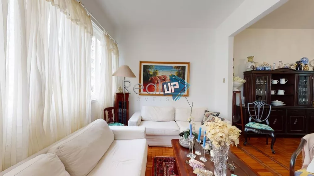 Apartamento à venda com 4 quartos, 151m² - Foto 2