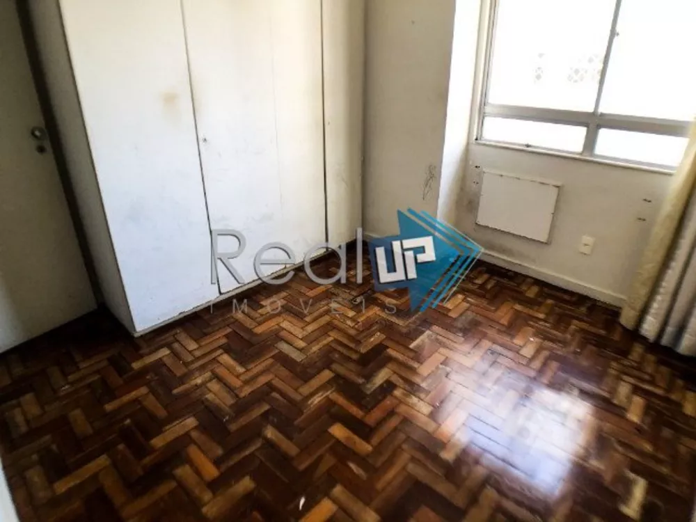 Apartamento à venda com 2 quartos, 82m² - Foto 4