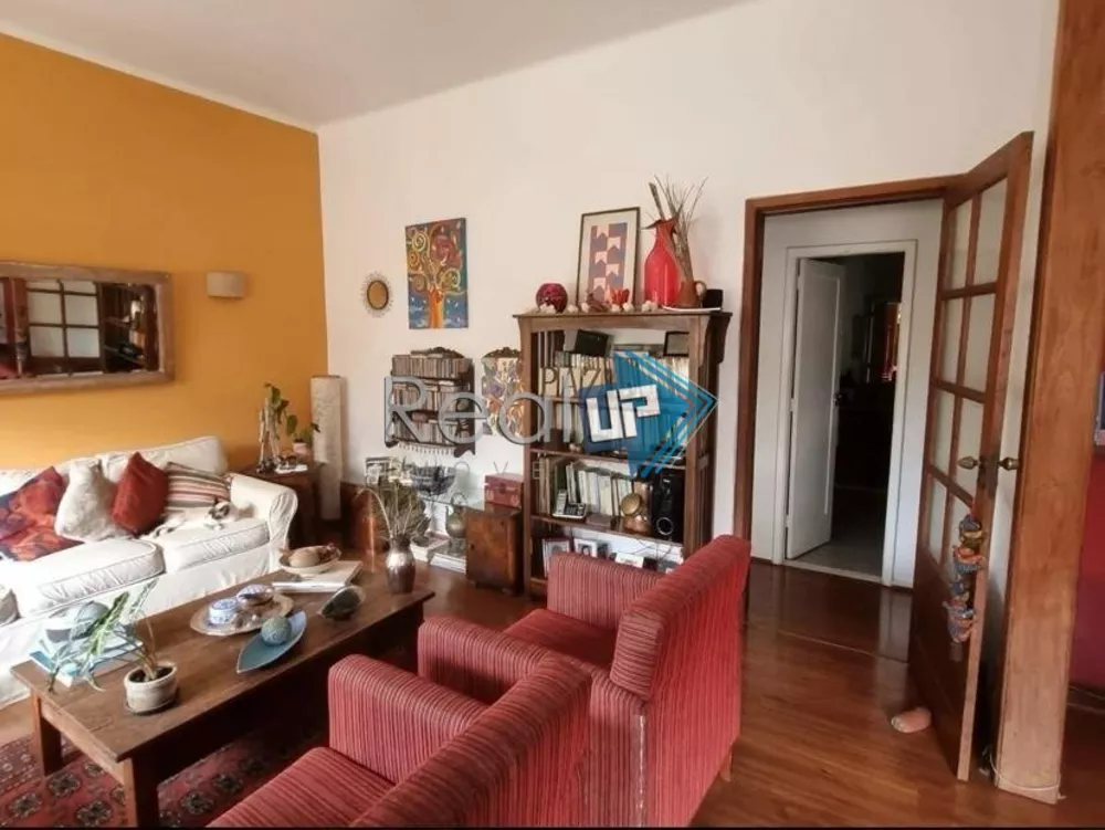 Apartamento à venda com 3 quartos, 128m² - Foto 8