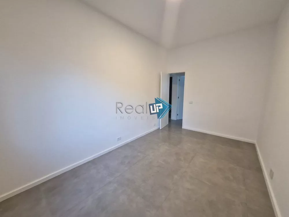 Apartamento à venda com 2 quartos, 80m² - Foto 2