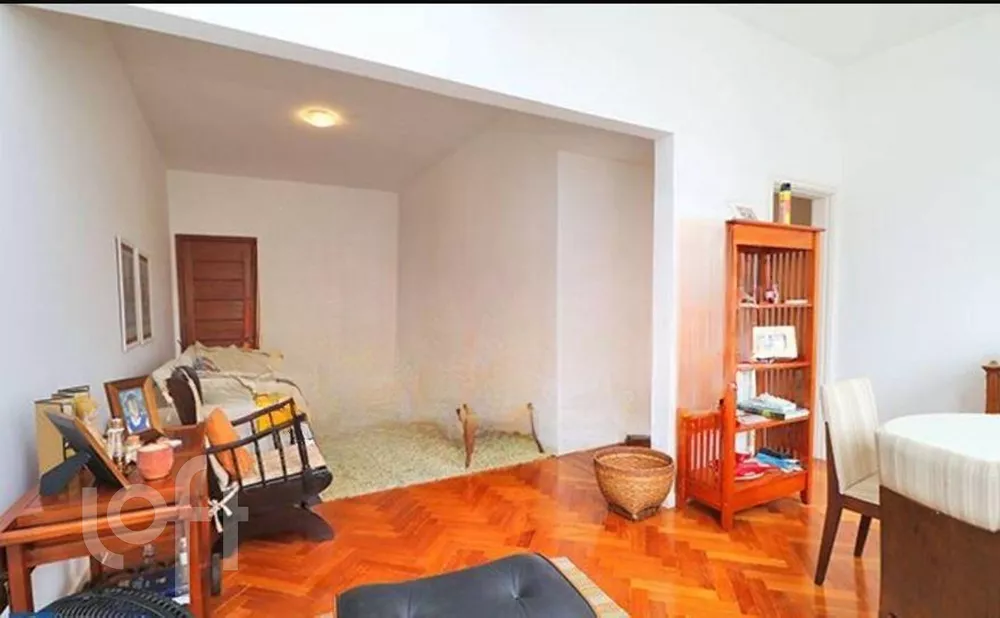 Apartamento à venda com 3 quartos, 107m² - Foto 4