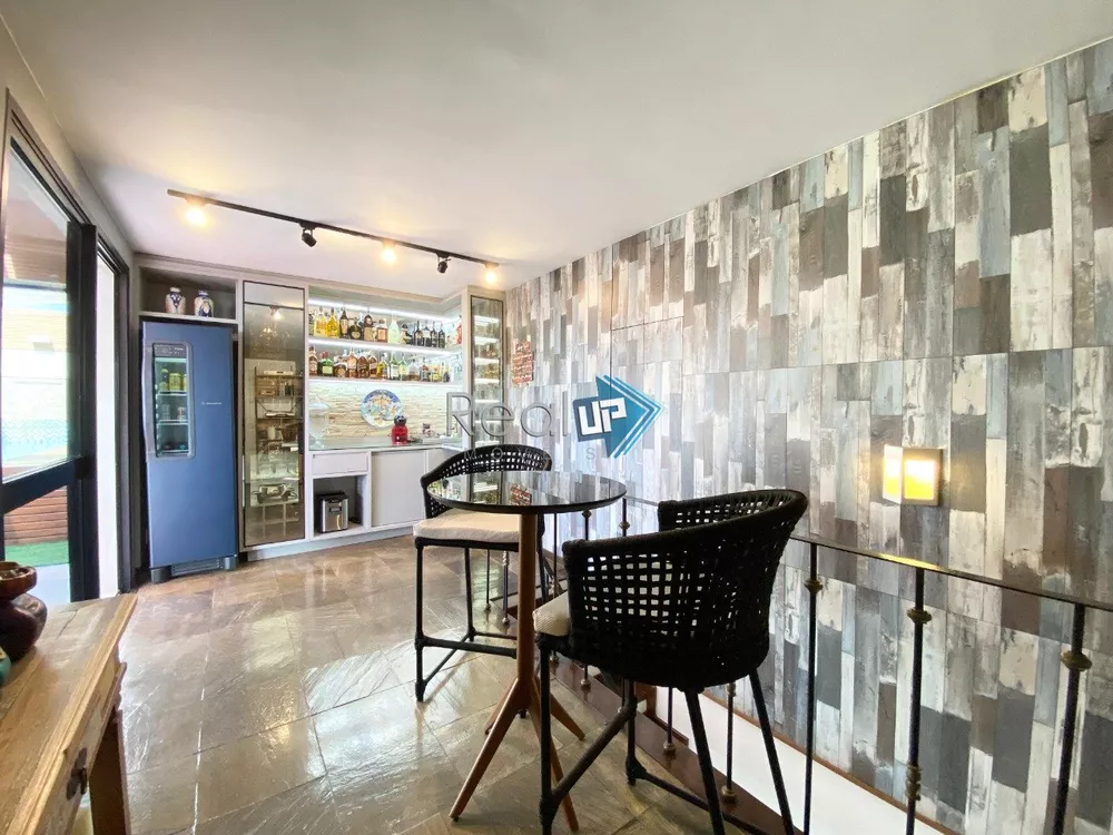Apartamento, 4 quartos, 259 m² - Foto 2
