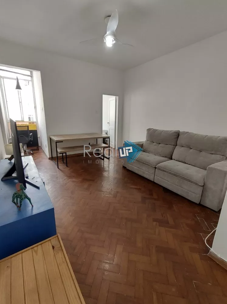 Apartamento à venda com 1 quarto, 42m² - Foto 1