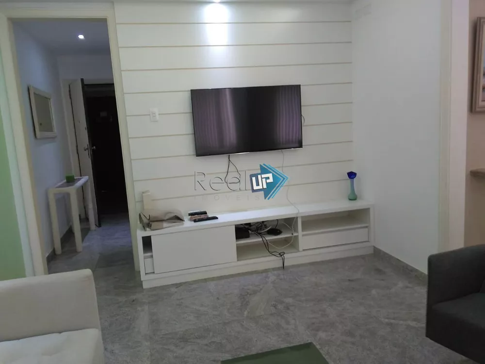 Apartamento à venda com 3 quartos, 122m² - Foto 2