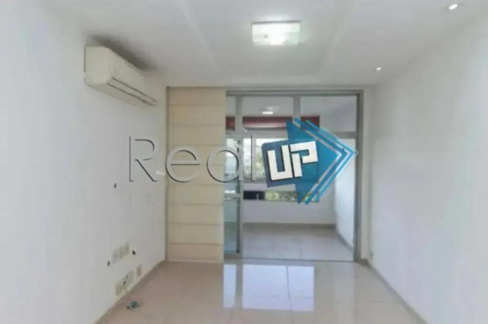 Apartamento, 3 quartos, 105 m² - Foto 2