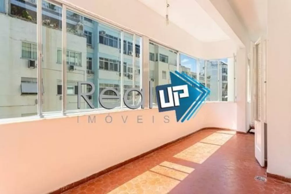 Apartamento à venda com 4 quartos, 176m² - Foto 1