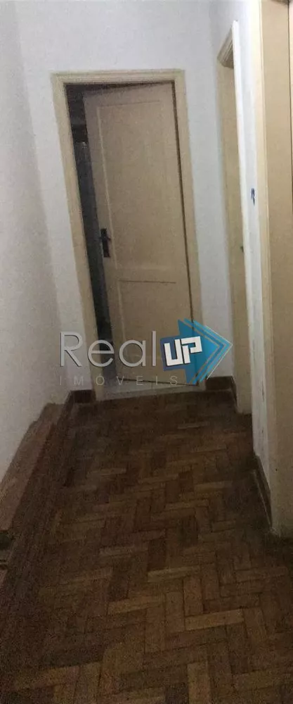 Apartamento à venda com 3 quartos, 150m² - Foto 4