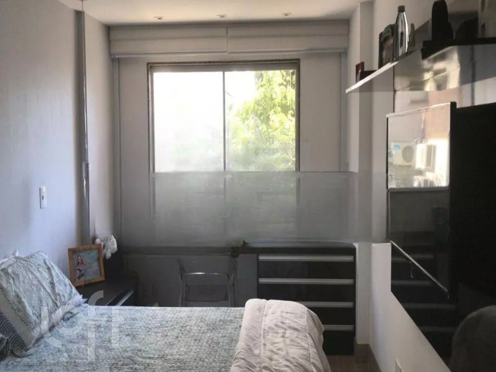 Apartamento à venda com 2 quartos, 77m² - Foto 6