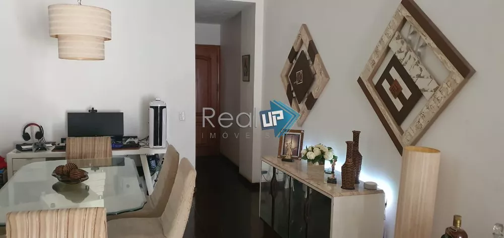 Apartamento à venda com 3 quartos, 110m² - Foto 4