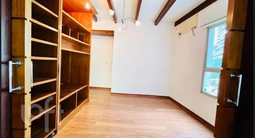 Apartamento à venda com 4 quartos, 270m² - Foto 4