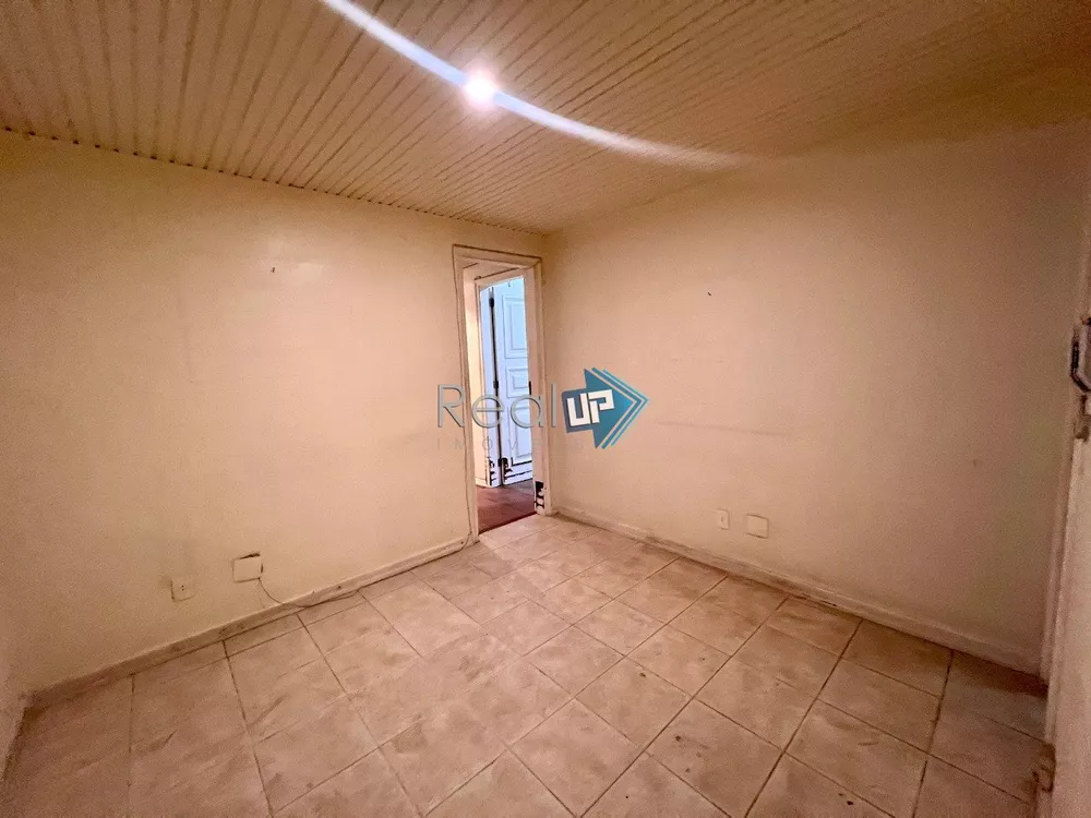 Apartamento à venda com 3 quartos, 161m² - Foto 8