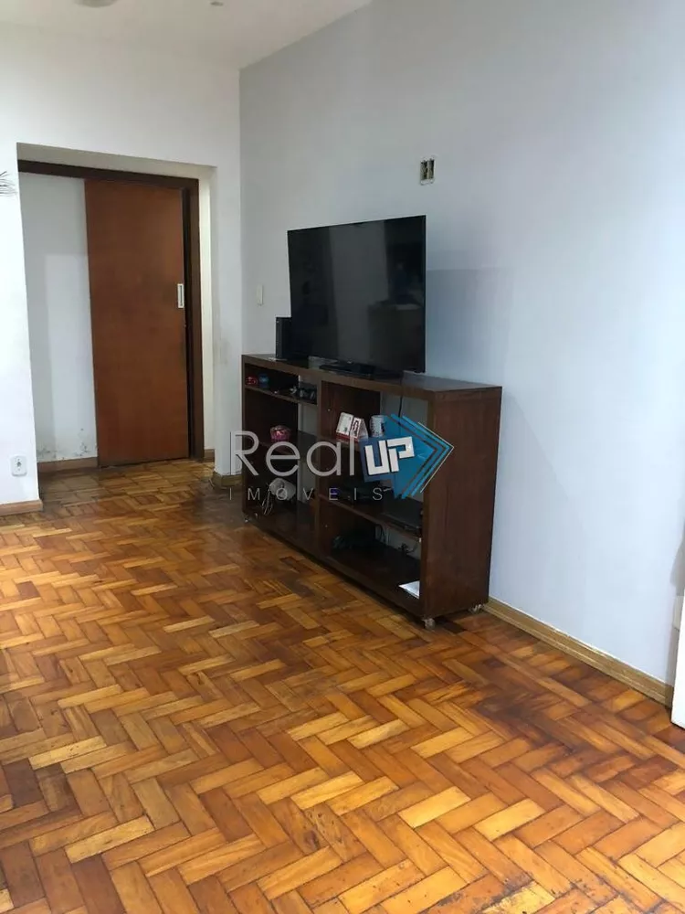 Apartamento à venda com 3 quartos, 68m² - Foto 3