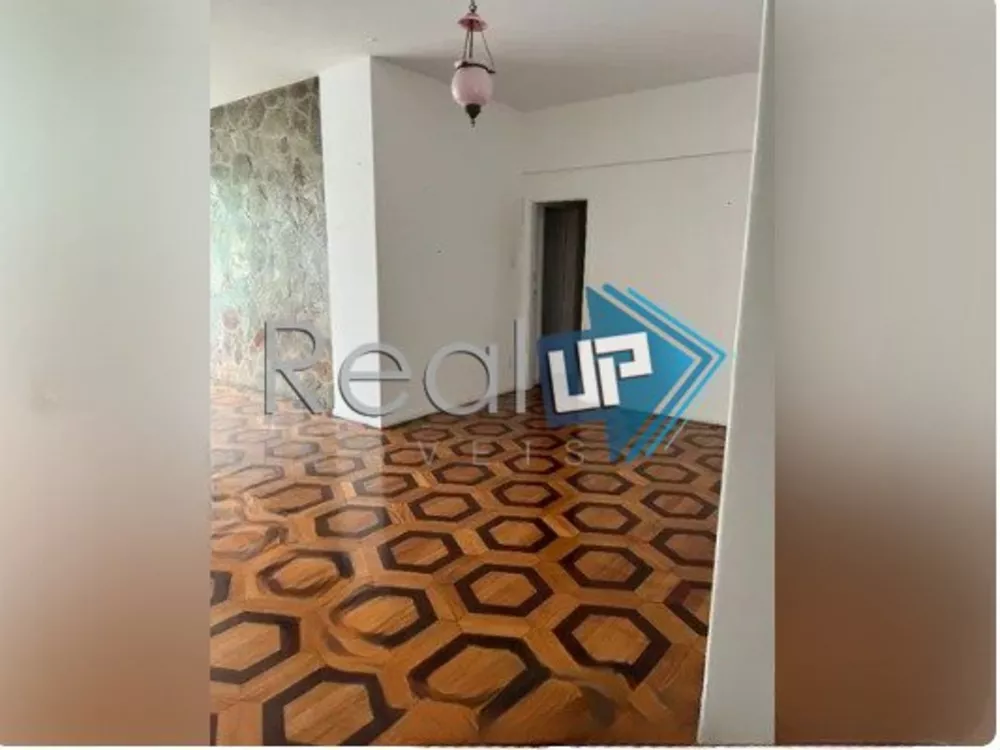 Apartamento à venda com 3 quartos, 162m² - Foto 4