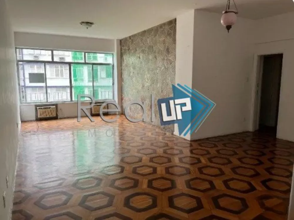 Apartamento à venda com 3 quartos, 162m² - Foto 1