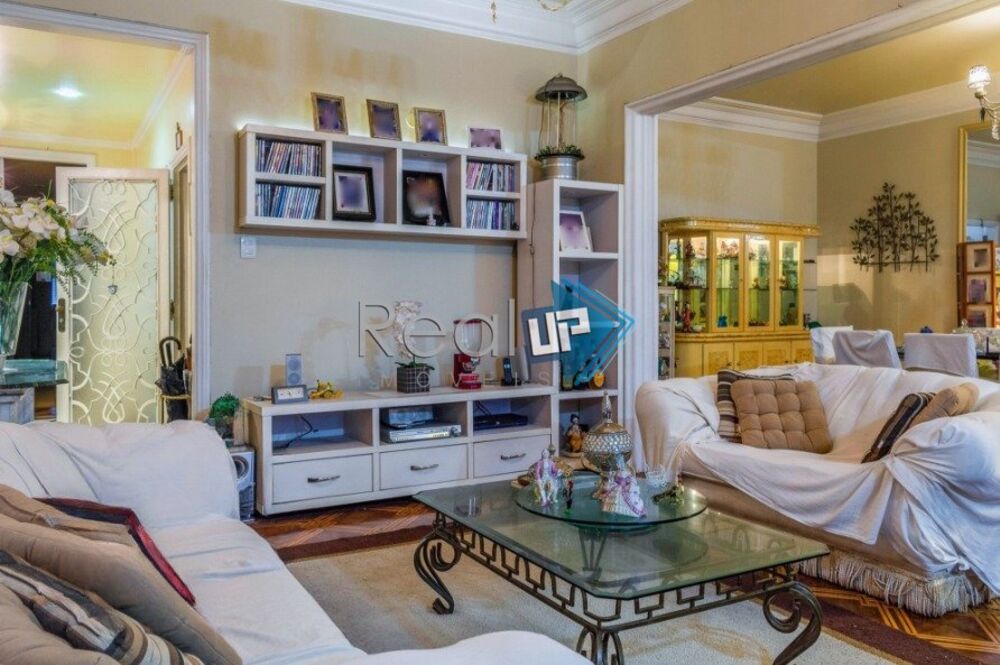 Apartamento à venda com 3 quartos, 220m² - Foto 6