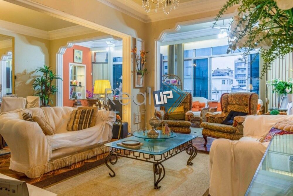 Apartamento à venda com 3 quartos, 220m² - Foto 4