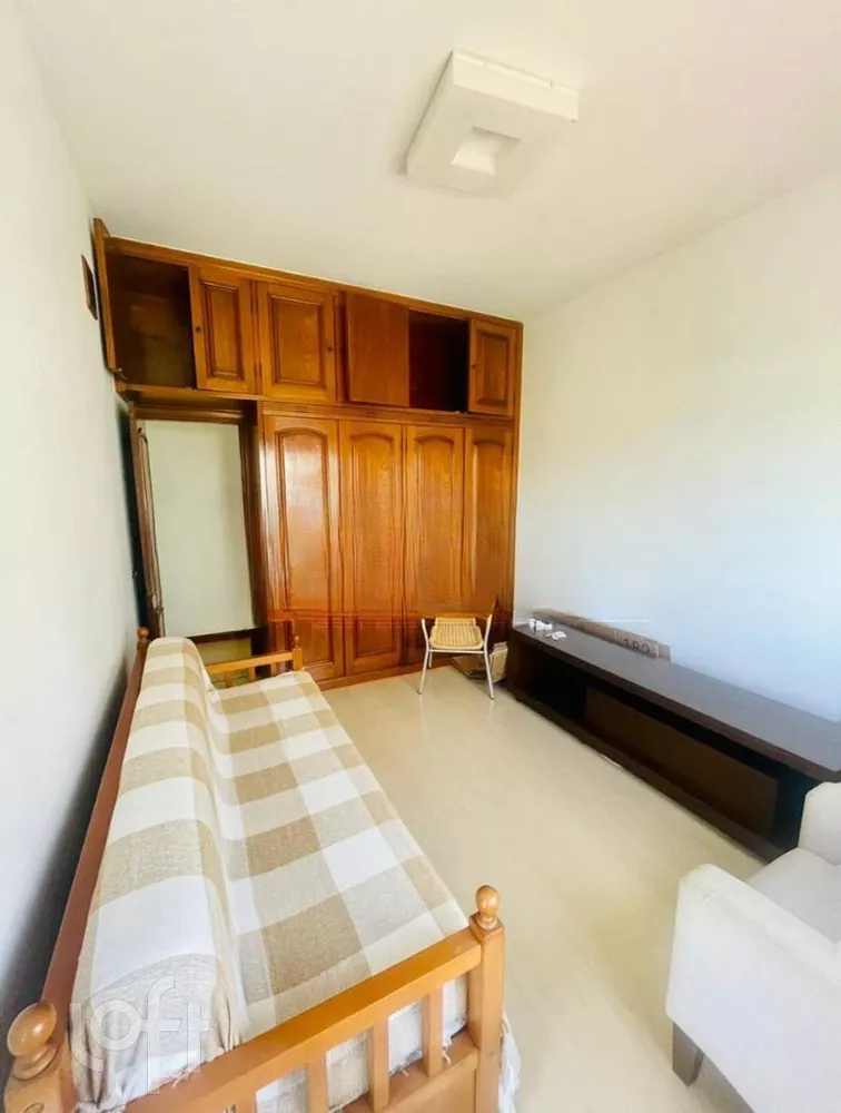 Apartamento à venda com 4 quartos, 220m² - Foto 3