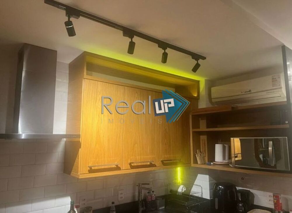 Apartamento à venda com 2 quartos, 70m² - Foto 7
