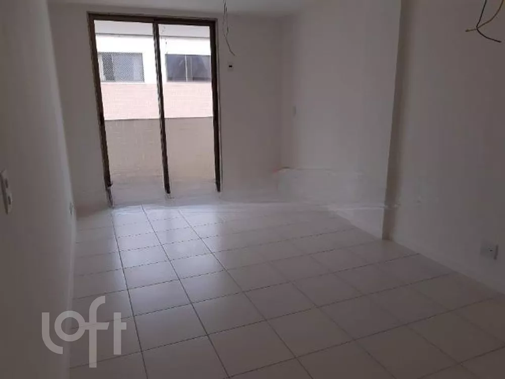 Apartamento à venda com 3 quartos, 190m² - Foto 1