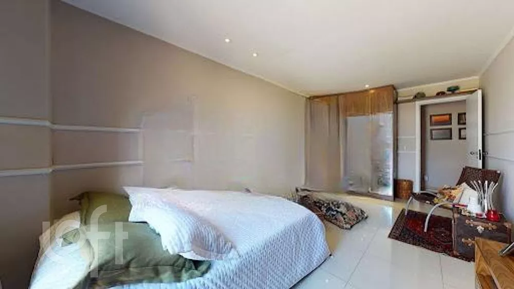 Apartamento à venda com 5 quartos, 593m² - Foto 1