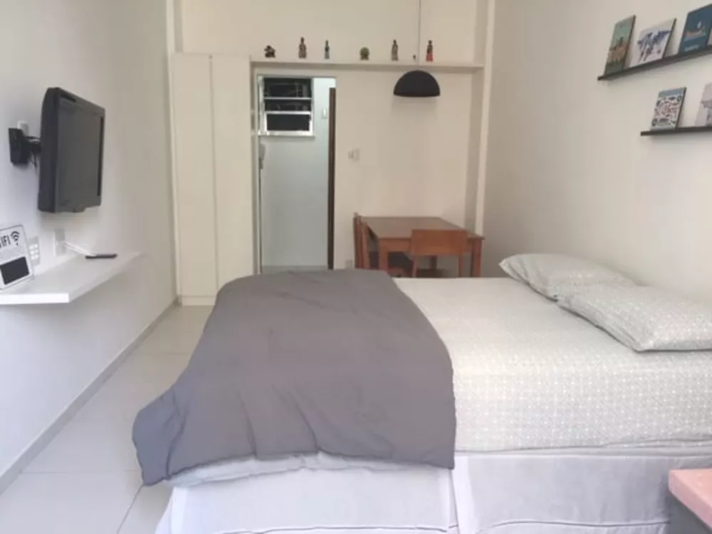 Apartamento à venda com 1 quarto, 30m² - Foto 2