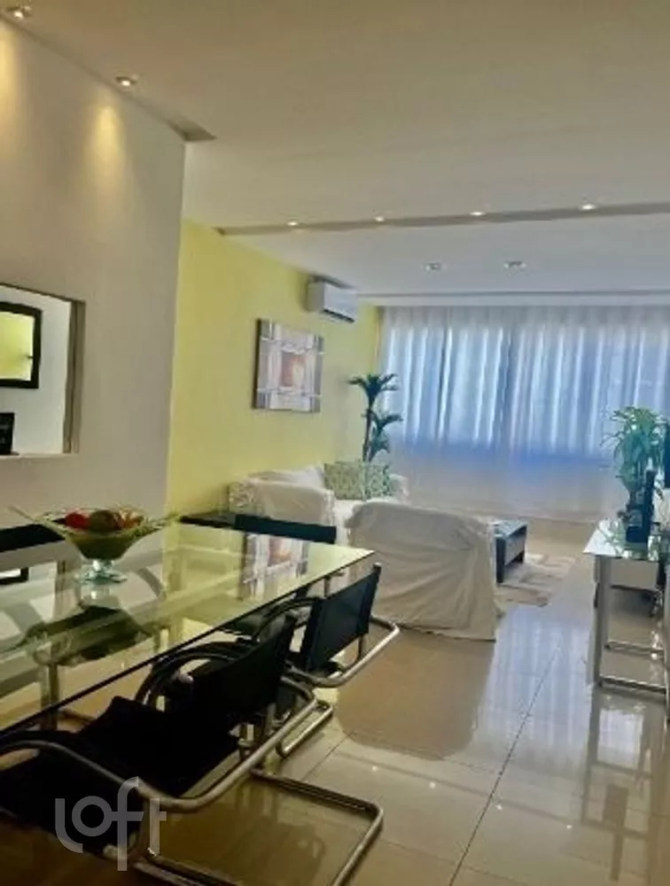 Apartamento à venda com 3 quartos, 120m² - Foto 1