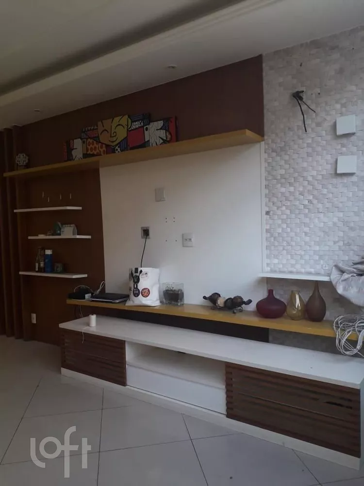 Apartamento à venda com 3 quartos, 155m² - Foto 3