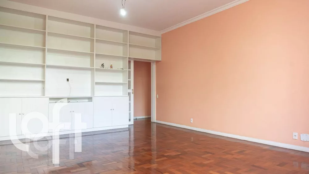 Apartamento à venda com 3 quartos, 125m² - Foto 11