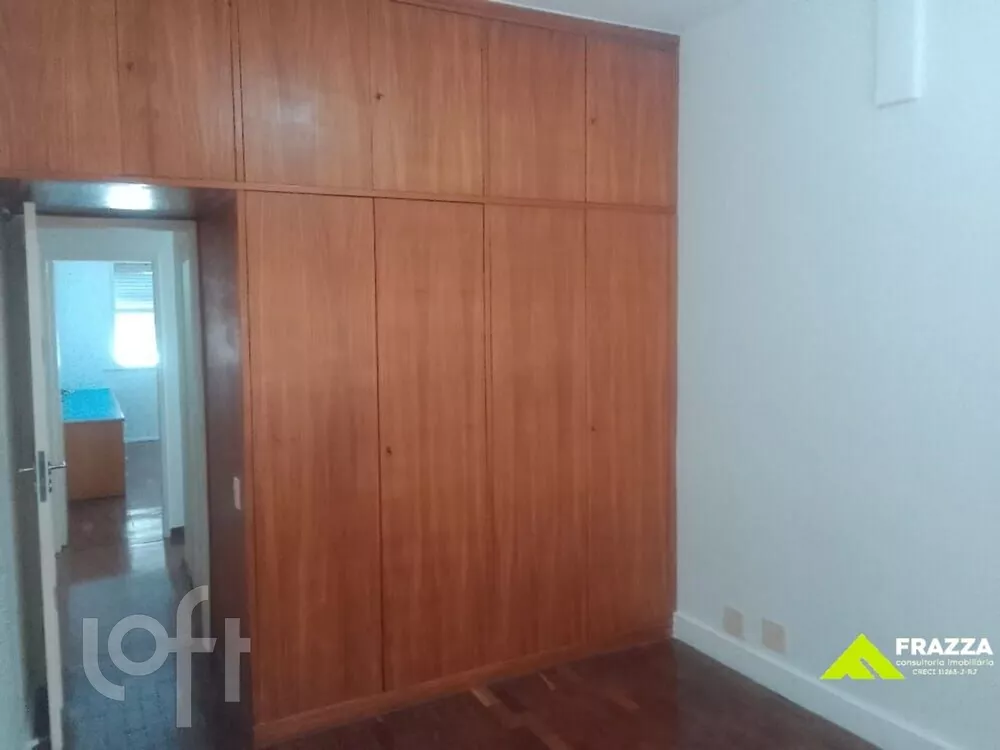 Apartamento à venda com 4 quartos, 140m² - Foto 7