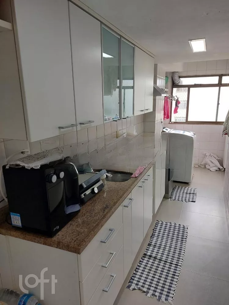 Apartamento à venda com 3 quartos, 106m² - Foto 3