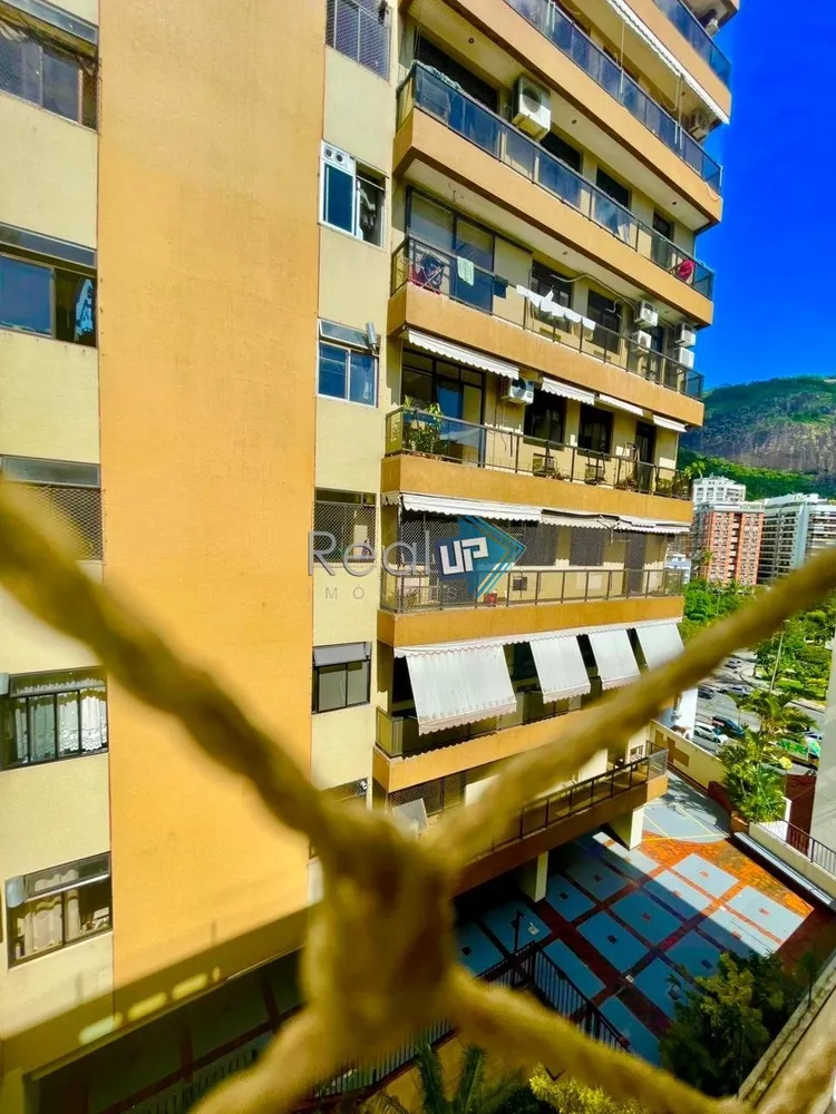 Apartamento, 3 quartos, 132 m² - Foto 2