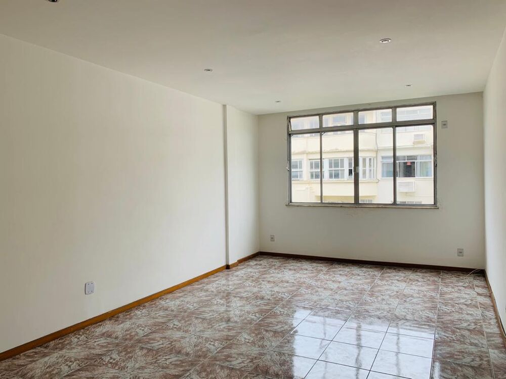 Apartamento à venda com 4 quartos, 170m² - Foto 3
