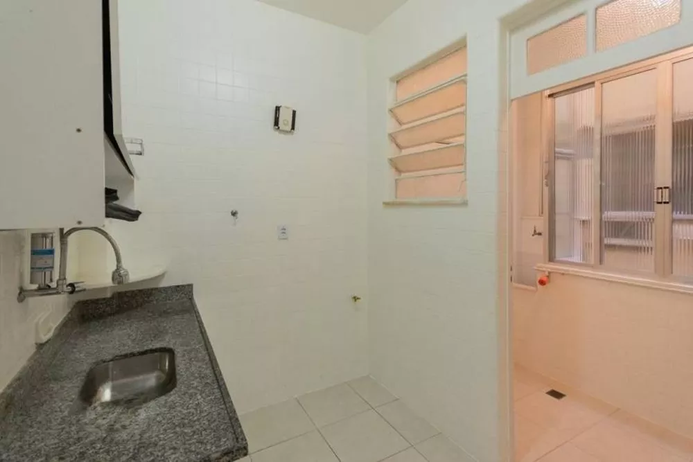 Apartamento à venda com 3 quartos, 87m² - Foto 7