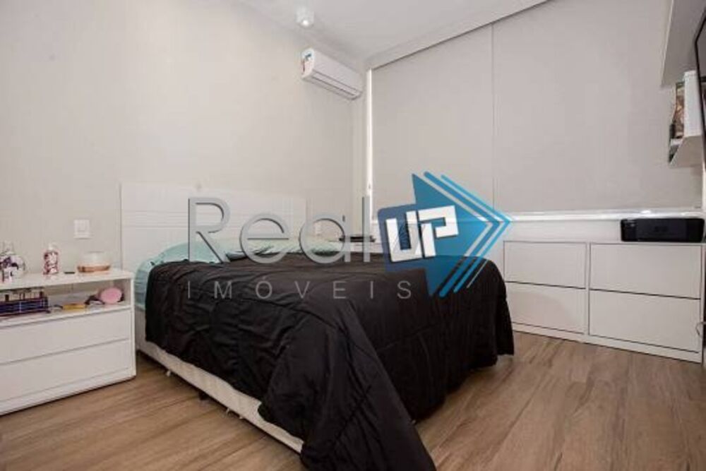 Apartamento, 3 quartos, 130 m² - Foto 1